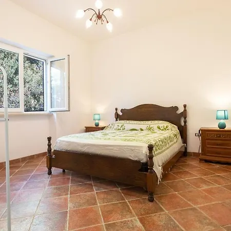 Trullo Rizzelli - Salento Reservation Torre Suda