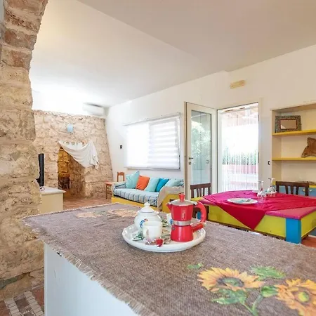 Trullo Rizzelli - Salento Reservation Torre Suda